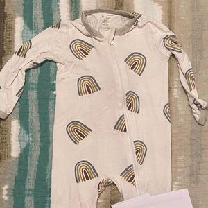 Kyte baby longalls rainbow, good condition